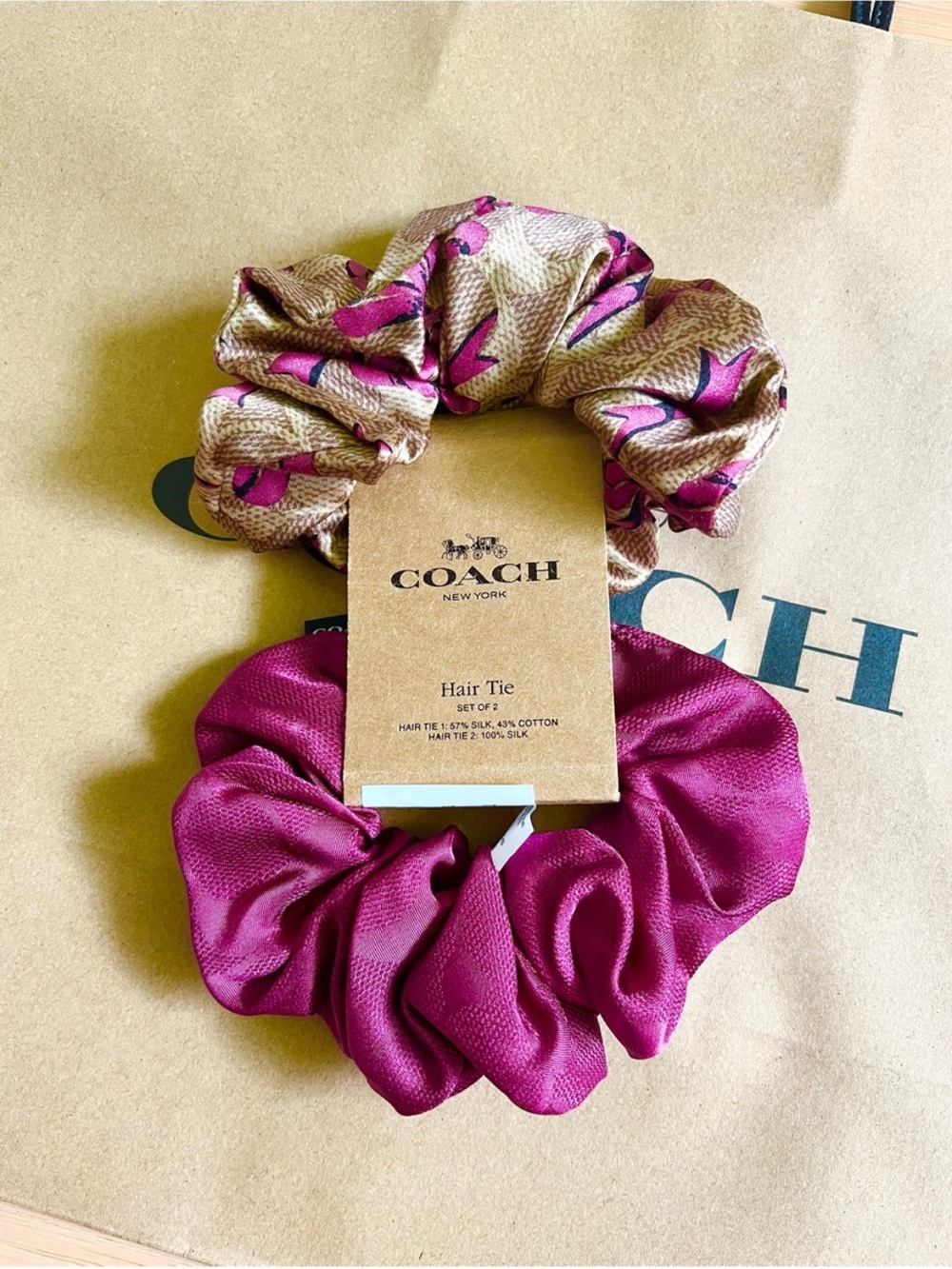 Coach Signature Bow Print Hair Ties 2 Pack Tan Pink Multi Silk Blend #CAA31